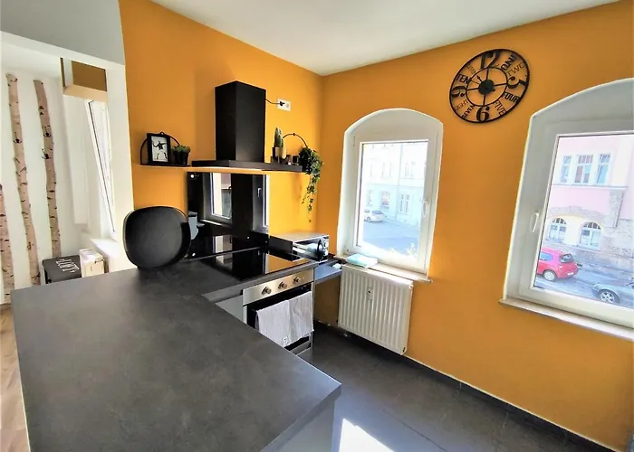 Kunstvoll: Neues, großes Designer-Apartment beim Lutherplatz